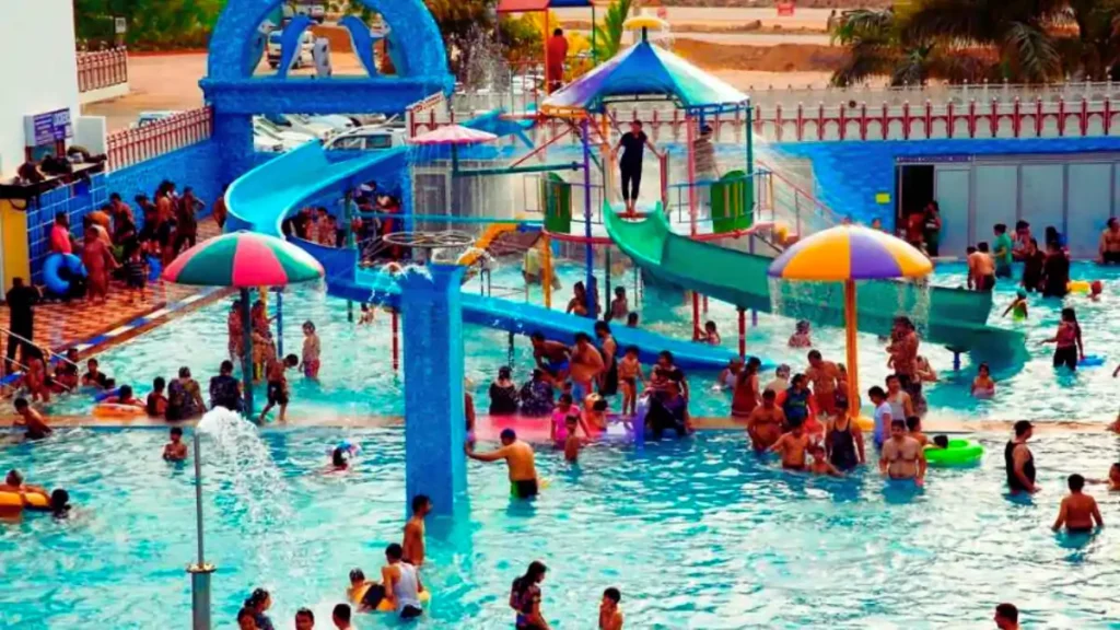 hotel apno and water park
